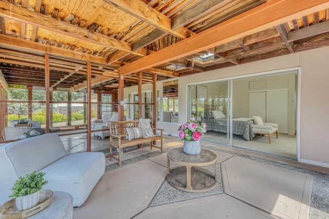 15460 Oak Hills Drive, Salinas, CA 93907