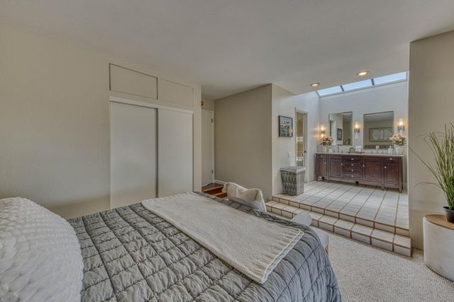 15460 Oak Hills Drive, Salinas, CA 93907