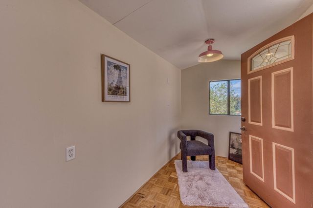 15460 Oak Hills Drive, Salinas, CA 93907