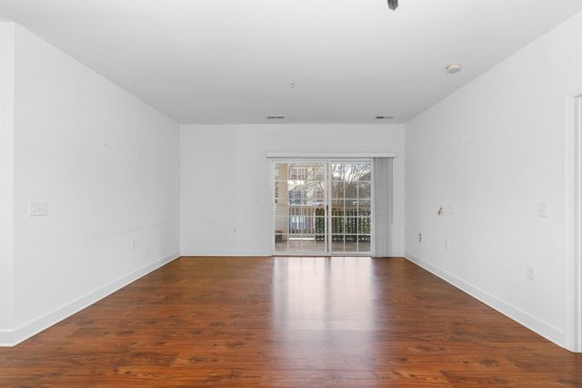 8221 Lenox Creekside Dr Unit 3, Antioch, TN 37013