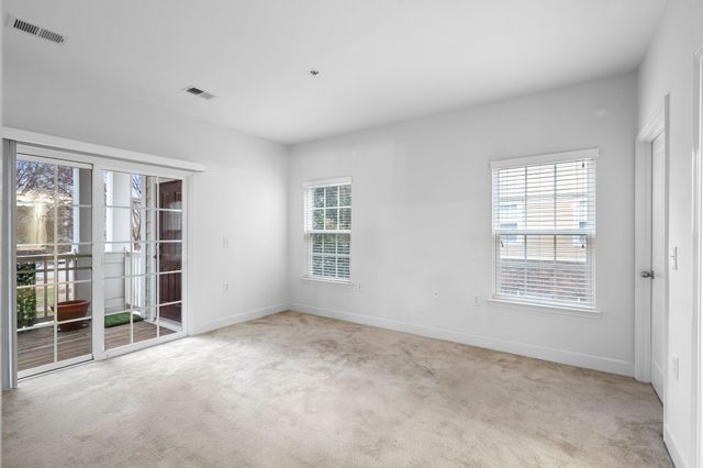 8221 Lenox Creekside Dr Unit 3, Antioch, TN 37013