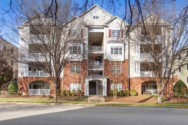 8221 Lenox Creekside Dr Unit 3, Antioch, TN 37013