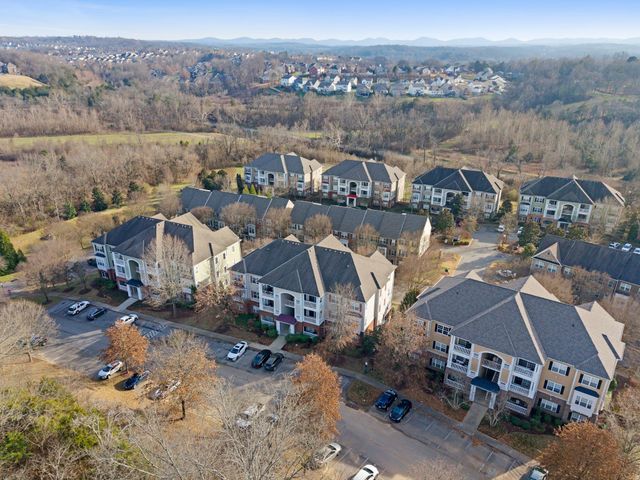 8221 Lenox Creekside Dr Unit 3, Antioch, TN 37013