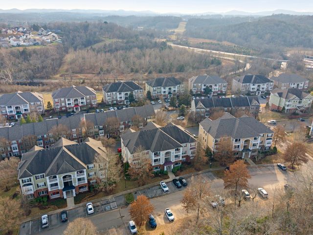 8221 Lenox Creekside Dr Unit 3, Antioch, TN 37013