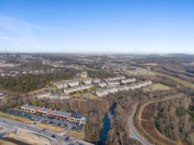 8221 Lenox Creekside Dr Unit 3, Antioch, TN 37013