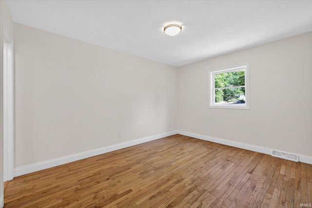 2102 E Wimbleton Lane, Bloomington, IN 47401