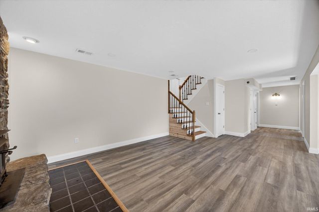 2102 E Wimbleton Lane, Bloomington, IN 47401