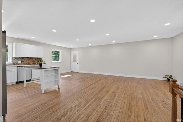 2102 E Wimbleton Lane, Bloomington, IN 47401