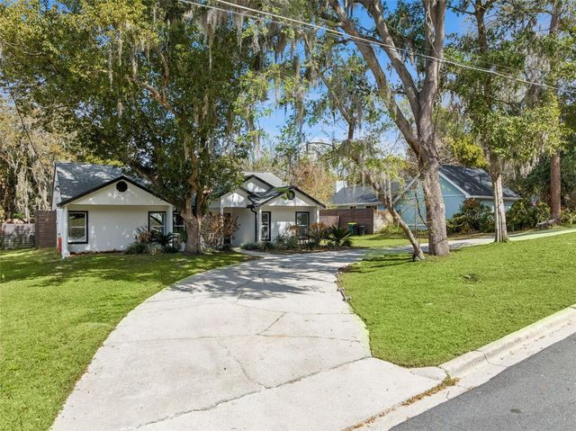 407 FOREST ROAD, Mount Dora, FL 32757