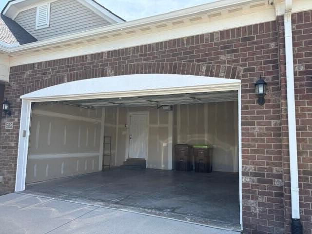 582 Ivyland Street, Pittsfield Charter Twp, MI 48108
