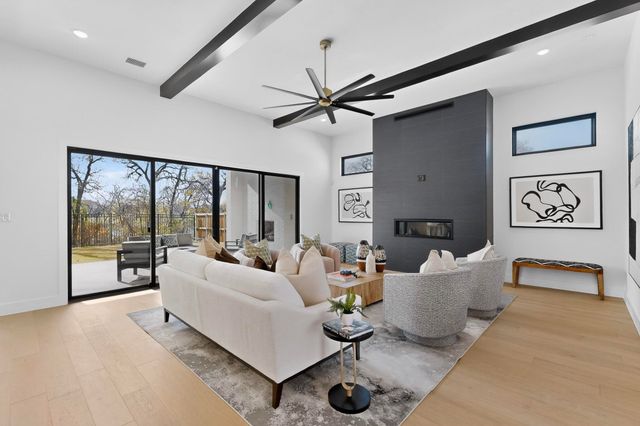 1770 Coopers Hawk Drive, Arlington, TX 76005