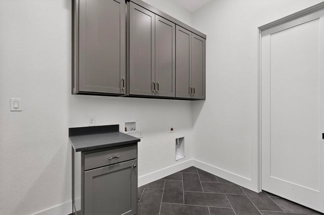 1770 Coopers Hawk Drive, Arlington, TX 76005