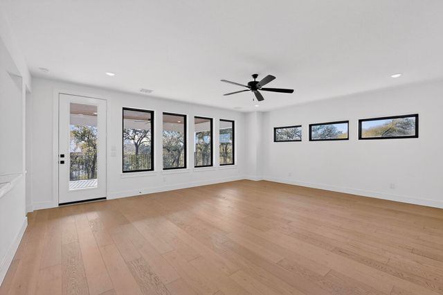 1770 Coopers Hawk Drive, Arlington, TX 76005