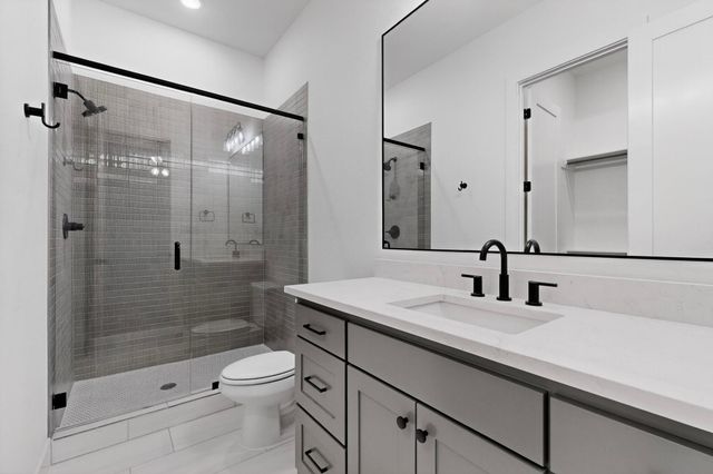 1770 Coopers Hawk Drive, Arlington, TX 76005