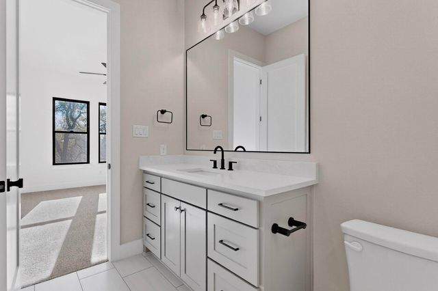 1770 Coopers Hawk Drive, Arlington, TX 76005