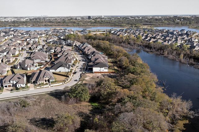 1770 Coopers Hawk Drive, Arlington, TX 76005