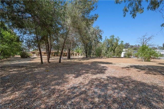 18561 Bert Road, Riverside, CA 92508