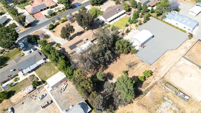 18561 Bert Road, Riverside, CA 92508
