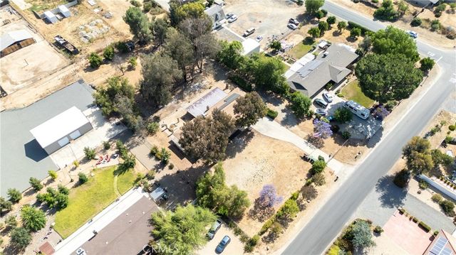 18561 Bert Road, Riverside, CA 92508