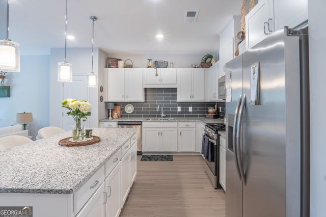 1074 Chastain Drive 44, Sugar Hill, GA 30518