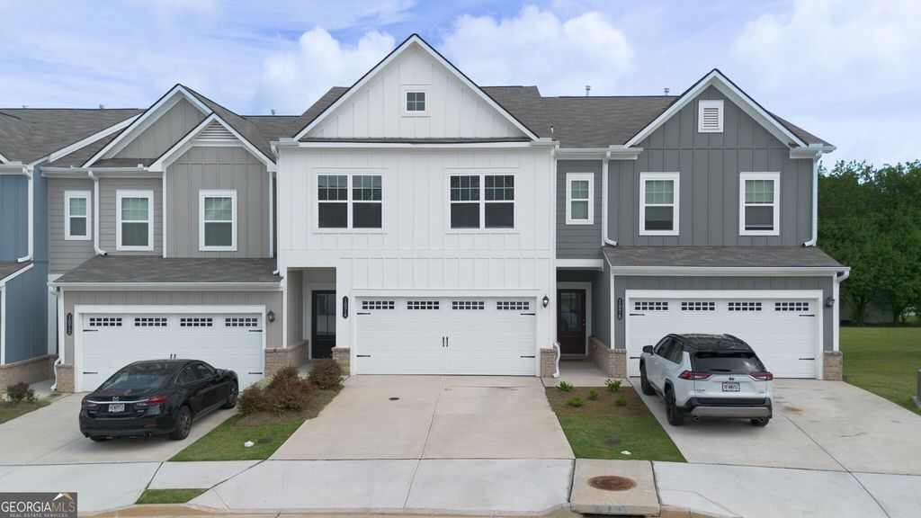 1074 Chastain Drive 44, Sugar Hill, GA 30518