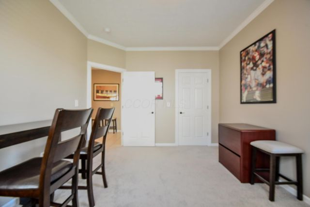 5891 Oak Path Lane, Columbus, OH 43213