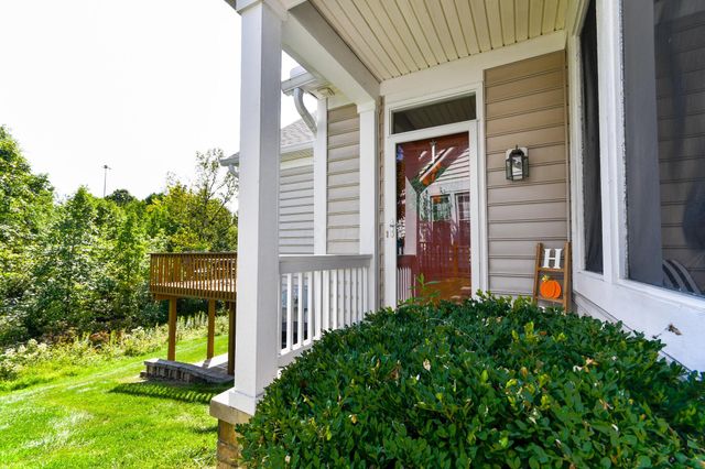 5891 Oak Path Lane, Columbus, OH 43213