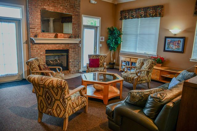 5891 Oak Path Lane, Columbus, OH 43213