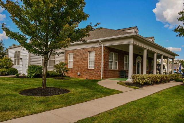 5891 Oak Path Lane, Columbus, OH 43213
