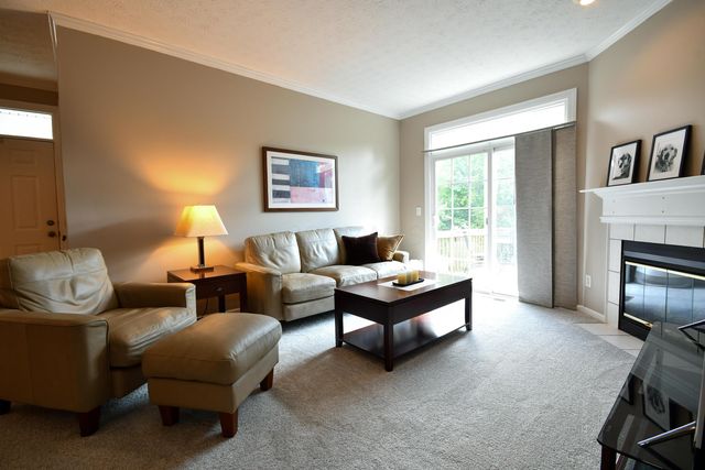 5891 Oak Path Lane, Columbus, OH 43213