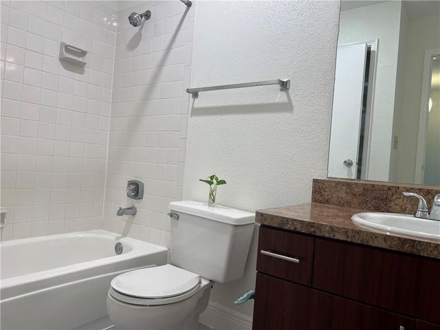 875 Riverside Drive 725, Coral Springs, FL 33071