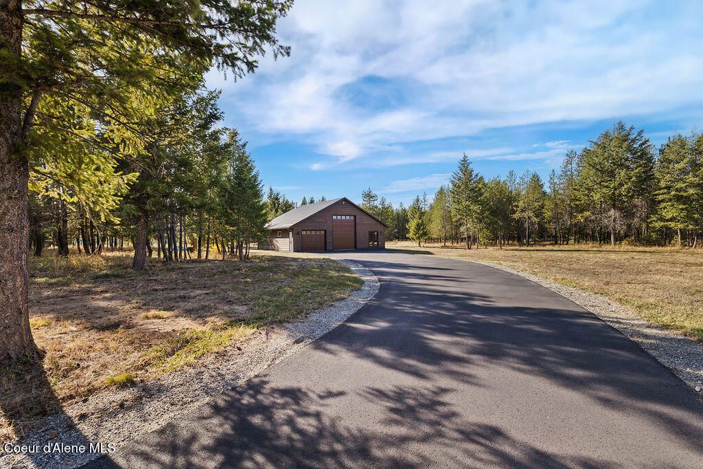 228 Cardinal LN, Spirit Lake, ID 83869 photo 2