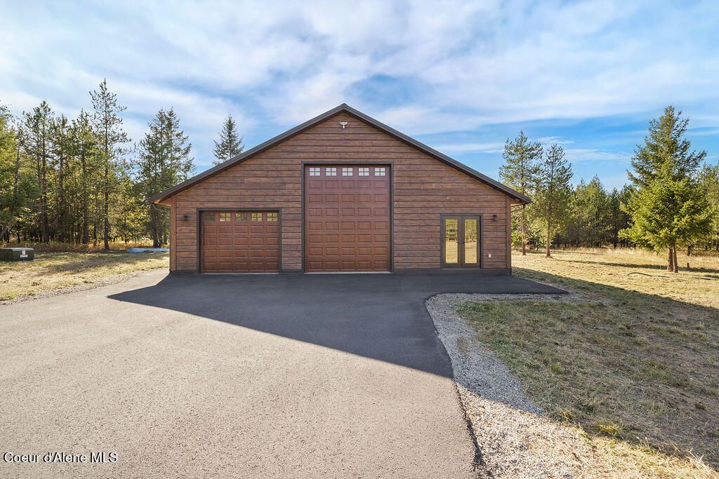 228 Cardinal LN, Spirit Lake, ID 83869 photo 5