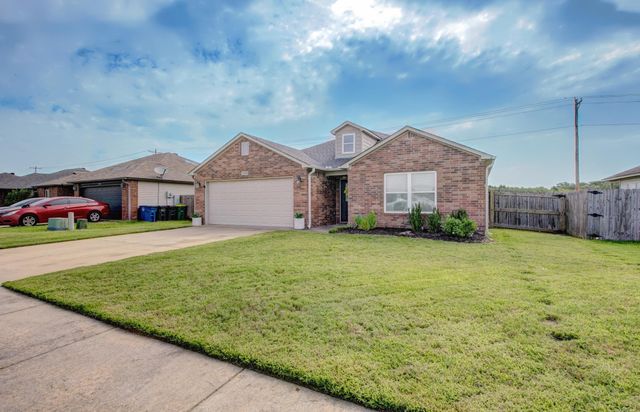 1900 Viburnum St., North Little Rock, AR 72117