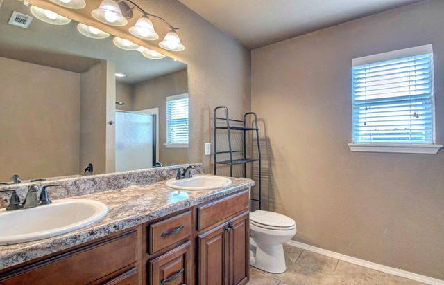 1900 Viburnum St., North Little Rock, AR 72117