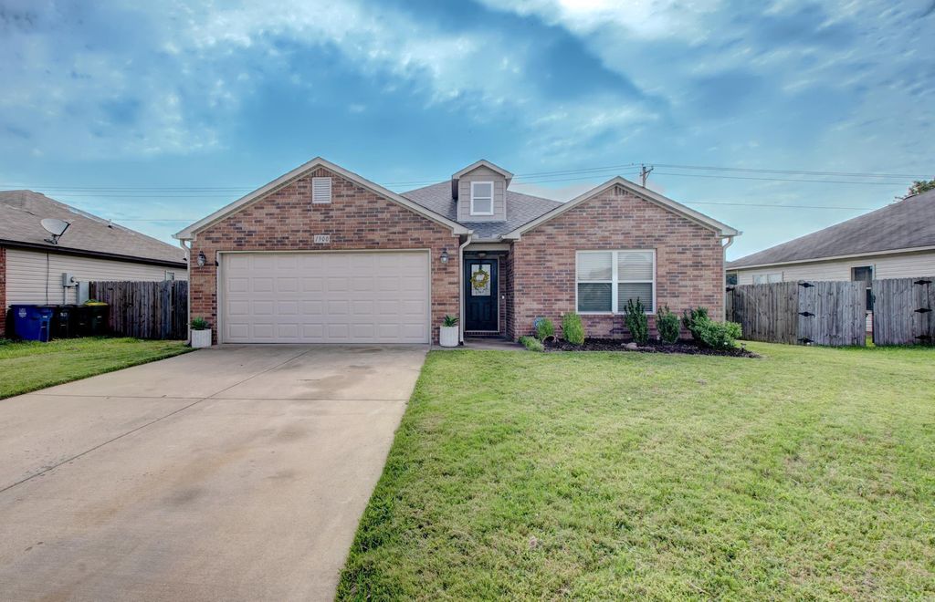 1900 Viburnum St., North Little Rock, AR 72117