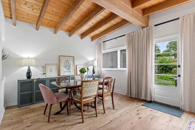 7337 N Seneca ROAD, Fox Point, WI 53217