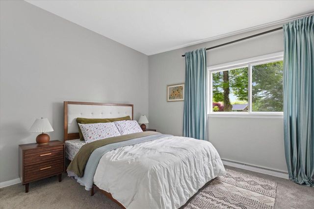 7337 N Seneca ROAD, Fox Point, WI 53217
