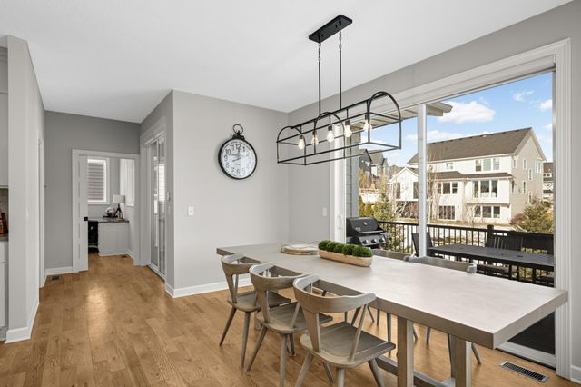 18950 49th Avenue N, Plymouth, MN 55446