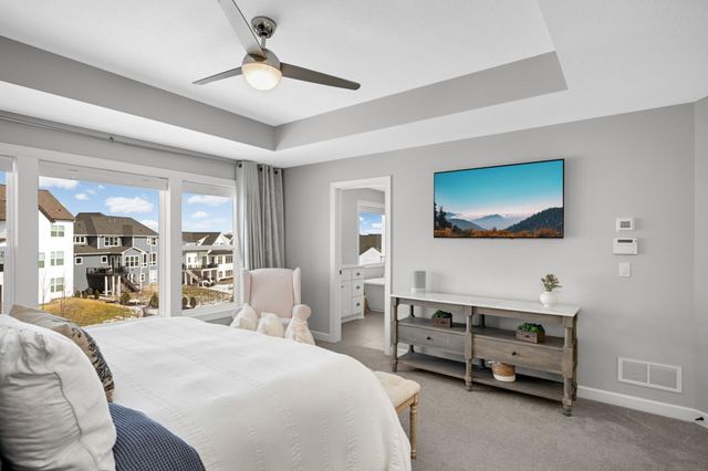 18950 49th Avenue N, Plymouth, MN 55446