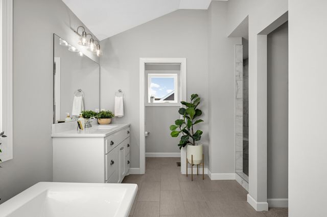 18950 49th Avenue N, Plymouth, MN 55446