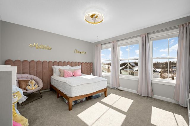 18950 49th Avenue N, Plymouth, MN 55446