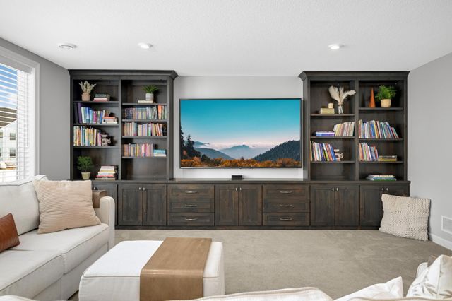 18950 49th Avenue N, Plymouth, MN 55446