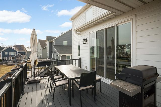 18950 49th Avenue N, Plymouth, MN 55446