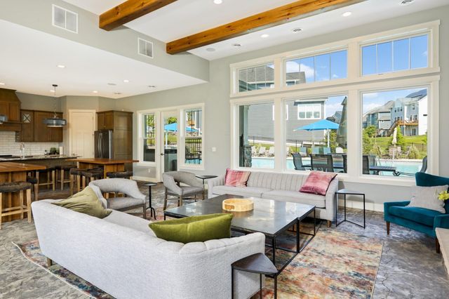 18950 49th Avenue N, Plymouth, MN 55446