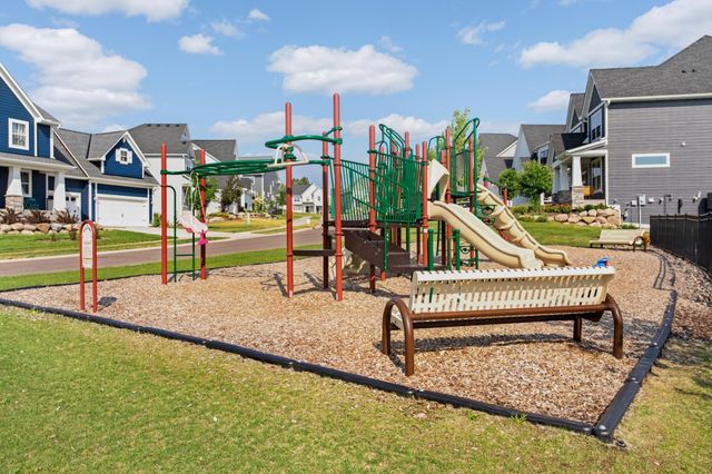 18950 49th Avenue N, Plymouth, MN 55446