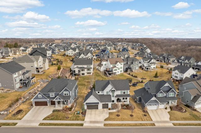 18950 49th Avenue N, Plymouth, MN 55446