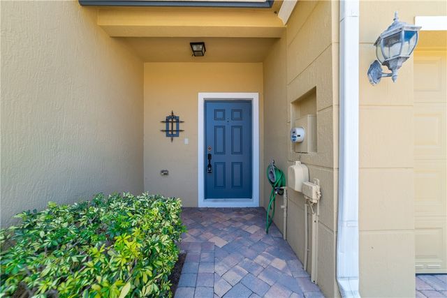 1077 Cheval Drive, Vero Beach, FL 32960