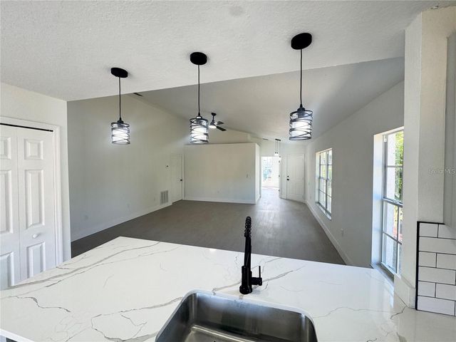 207 HIGH RIDGE DRIVE, Davenport, FL 33837