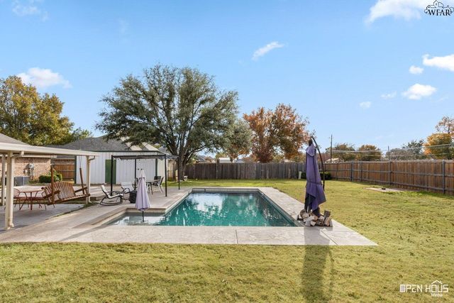 4534 WENDOVER STREET, Wichita Falls, TX 76309